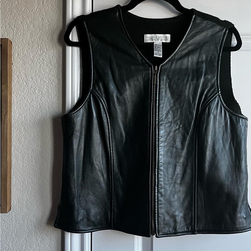 Valerie Stevens lambskin leather knit vest